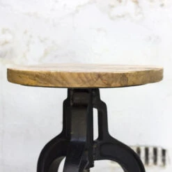 Giga Meubel Kruk Industrieel - Verstelbaar -Woonmeubelwinkel 522e48503e244ac5b1fc8c1e7748b654